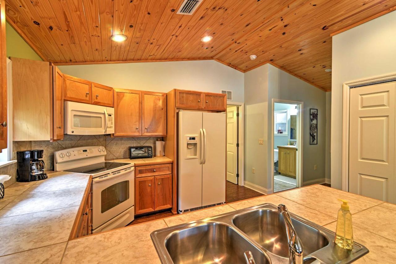 Crystal River Cottage On 1 Acre With Deck And Porch! Yankeetown Esterno foto