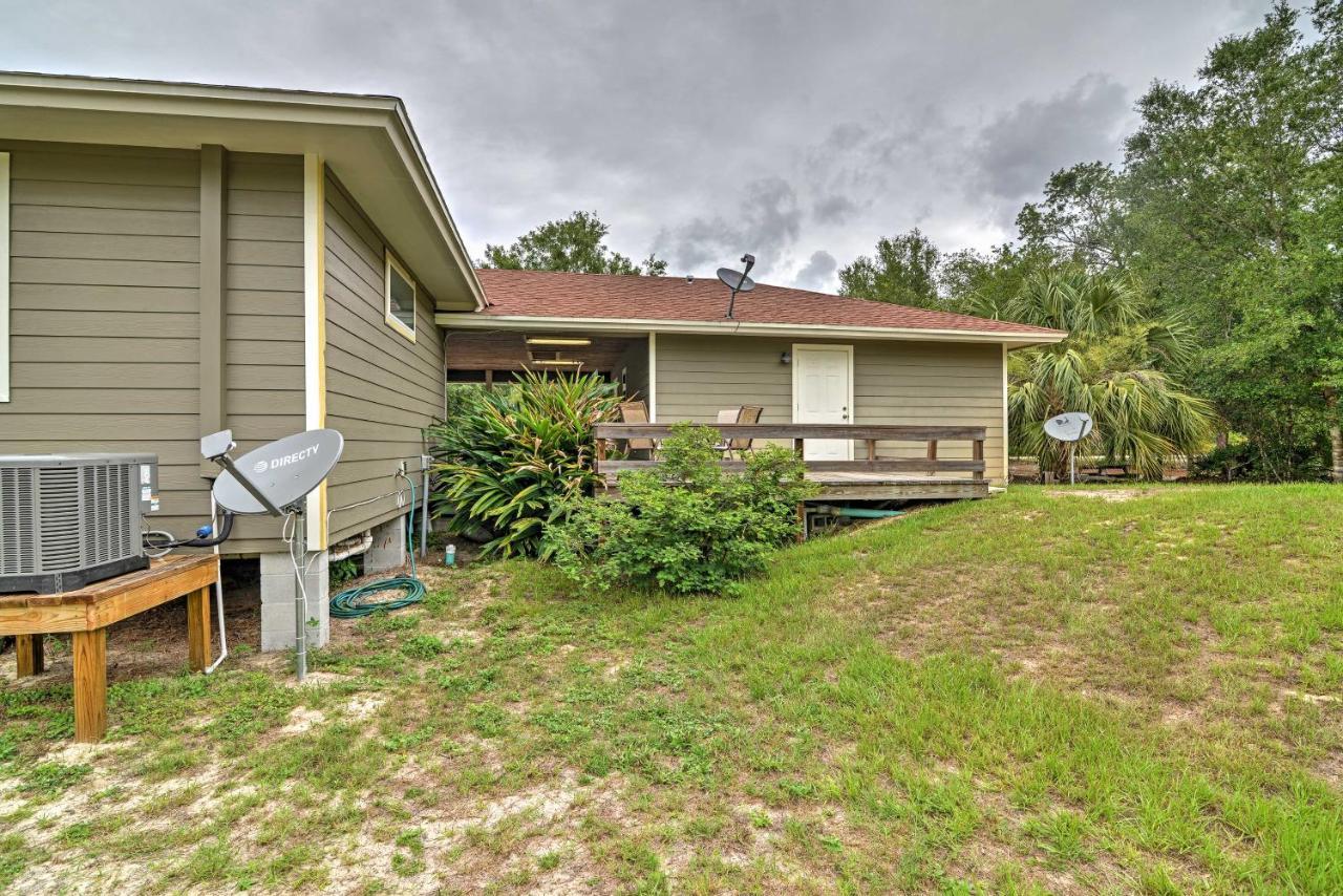 Crystal River Cottage On 1 Acre With Deck And Porch! Yankeetown Esterno foto