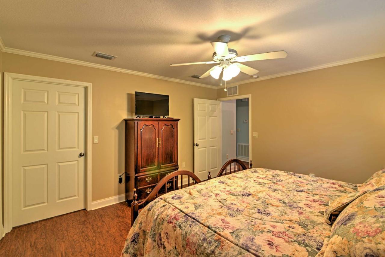 Crystal River Cottage On 1 Acre With Deck And Porch! Yankeetown Esterno foto