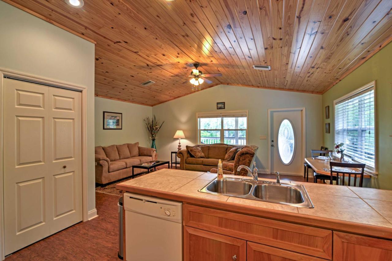 Crystal River Cottage On 1 Acre With Deck And Porch! Yankeetown Esterno foto