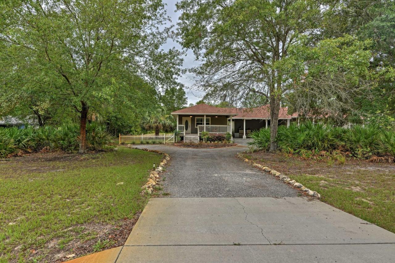 Crystal River Cottage On 1 Acre With Deck And Porch! Yankeetown Esterno foto